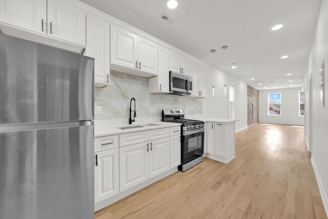 Building Photo - 3816 S HONORE St