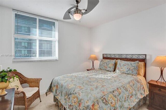 Building Photo - 1250 S Miami Ave