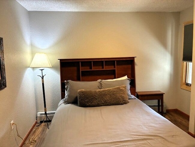 Building Photo - Long Term Rental- Gold Camp 127