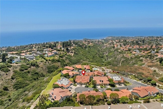 Building Photo - 25 Ocean Crest Ct