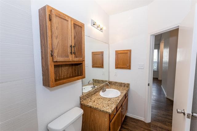 Building Photo - 10328 Woodleaf Dr