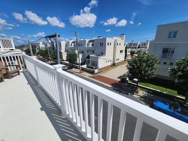 Building Photo - 7801 Atlantic Ave