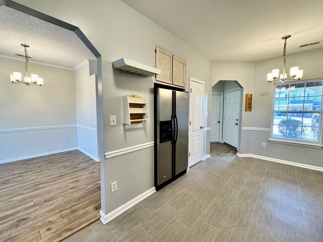 Building Photo - Ready NOW!! Fabulous 3-Bedroom Townhome w/...