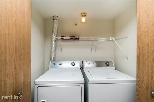 Building Photo - 2 br, 1 bath  - 4600 Grand Ave Unit 9