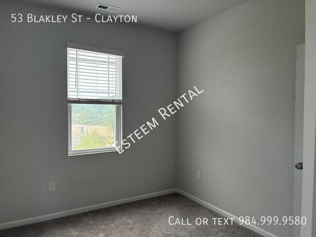 Building Photo - 53 Blakley St-Clayton