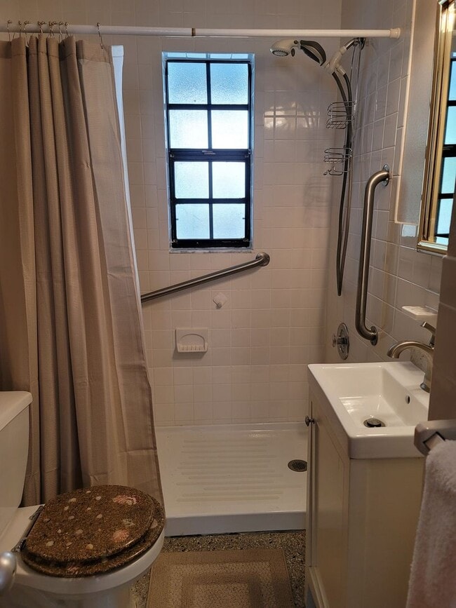 Building Photo - Charm + Plenty of Storage Space-Make this Temple Terrace House A Home!