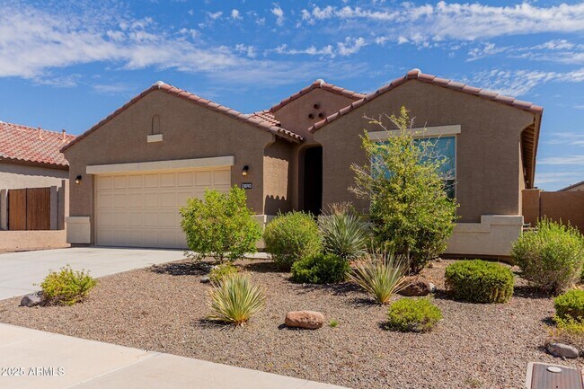 Building Photo - 10743 W Bronco Trail