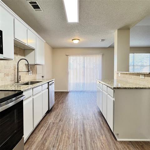 Building Photo - 1715 Citadel Dr