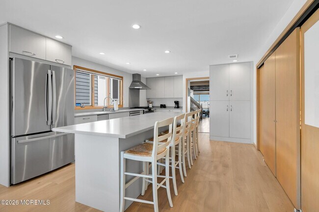 Building Photo - 304 Oceanfront
