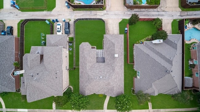 Building Photo - 7501 Caribbean Dr