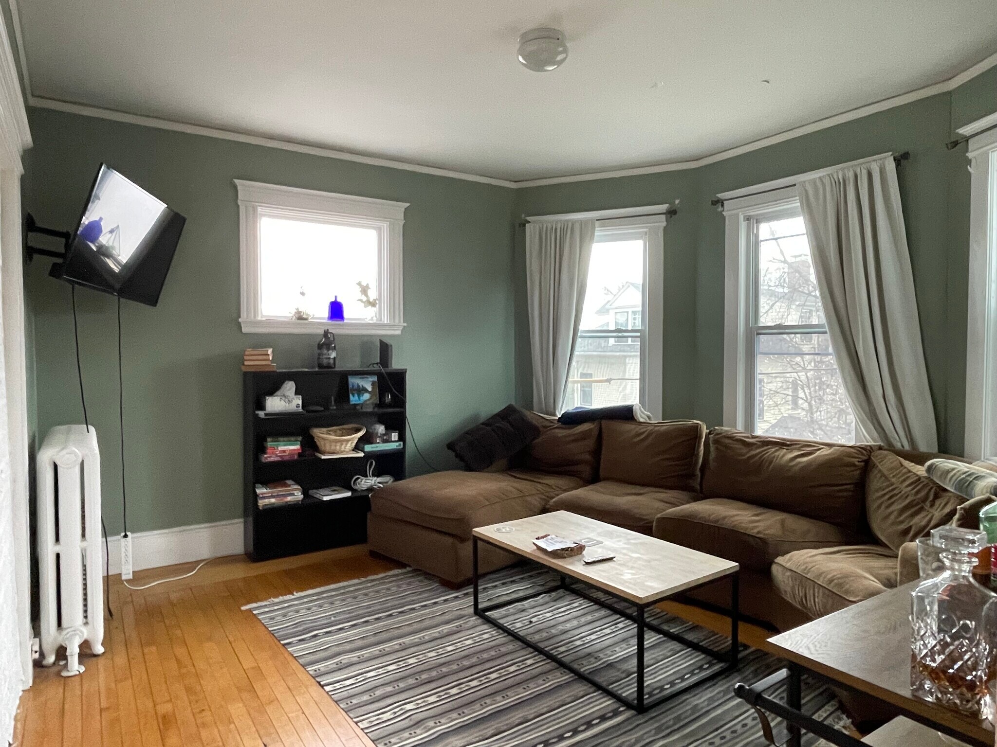 Building Photo - 32 Chatham St