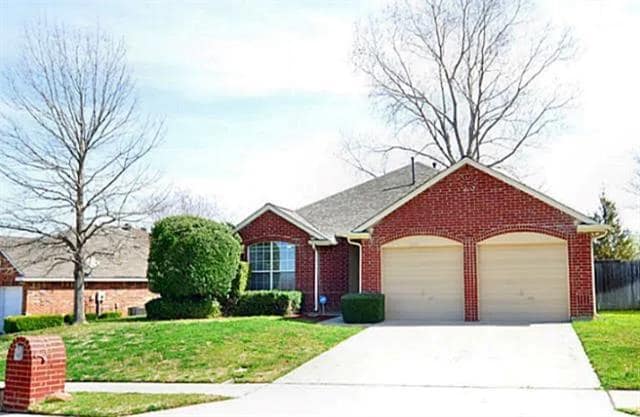 Primary Photo - 2081 Amherst Dr