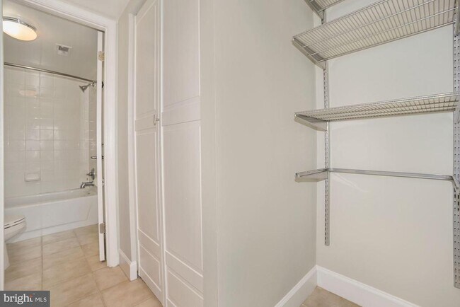 Building Photo - 3611 38th St NW