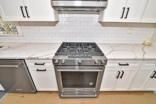 Building Photo - 54 Williams Ave