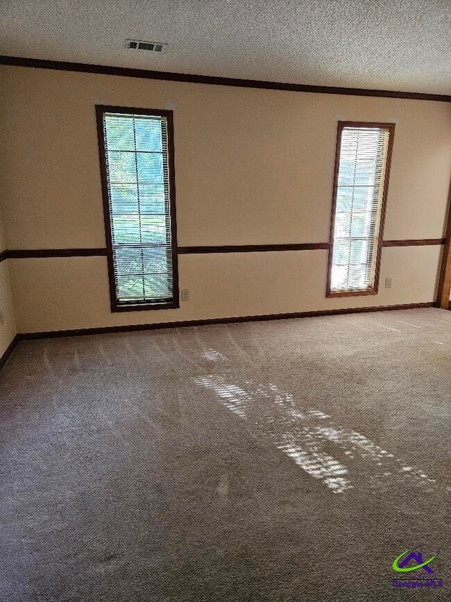 Building Photo - 103 Hunters Glen