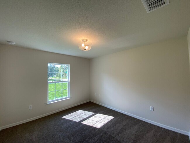 Building Photo - 16090 SW 55th Avenue Rd