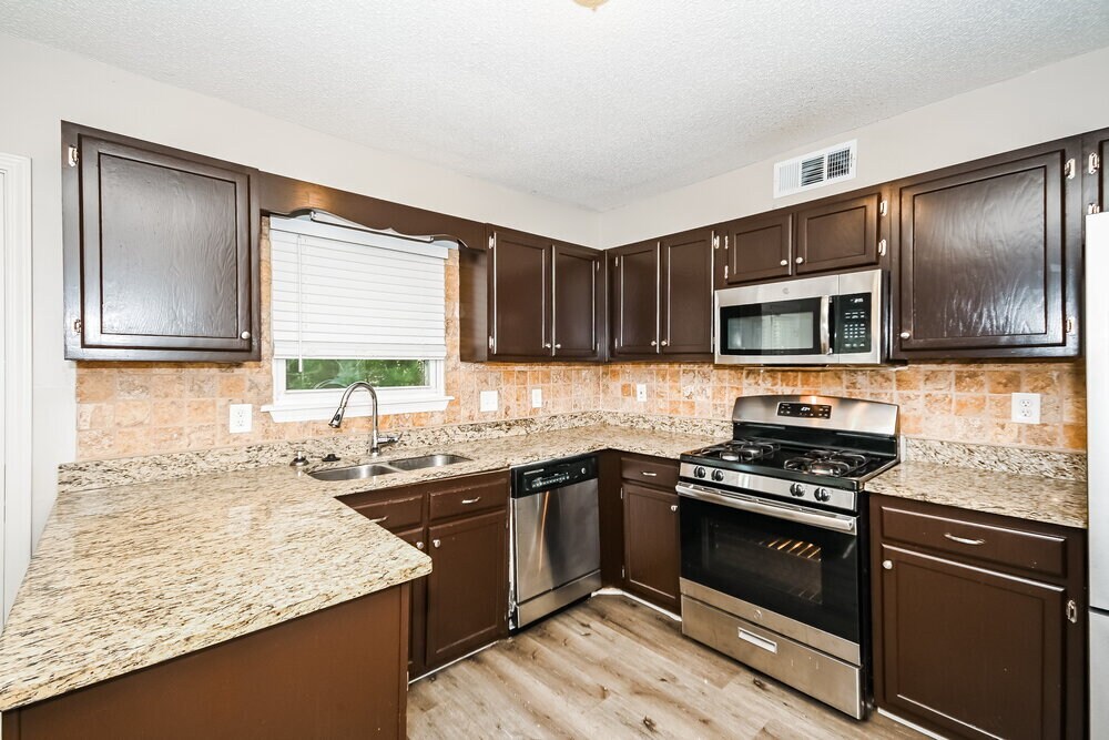 Building Photo - 4847 Wilkie Way NW