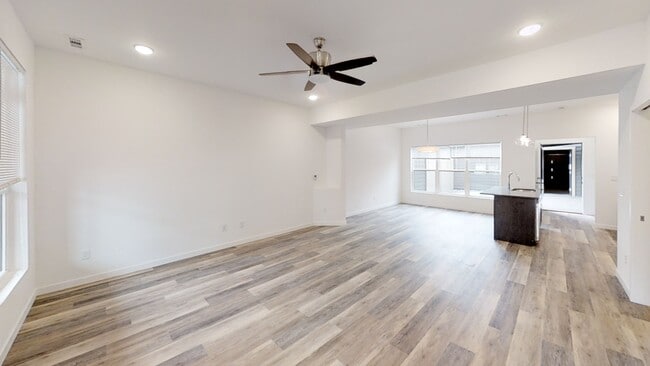 Building Photo - 1302 N 3rd Street