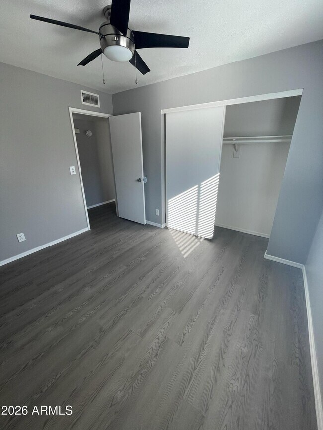 Building Photo - 6541 N 67th Ave