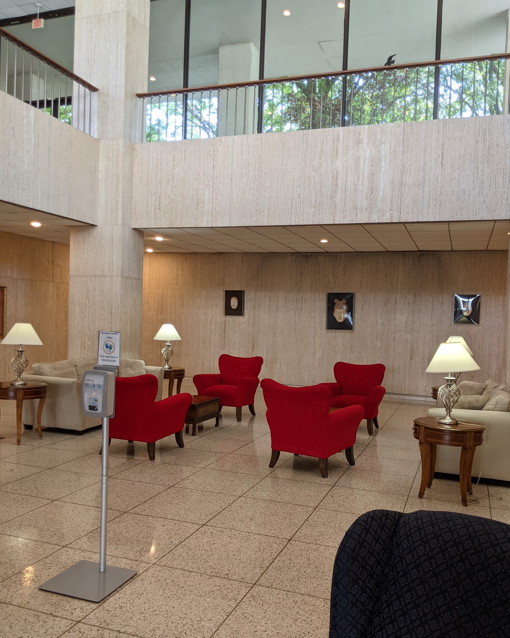 Lobby - 1435 4th St SW