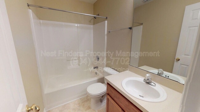 Building Photo - 1009 S Bank Way