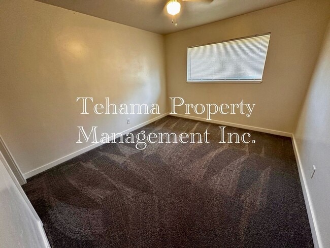 Building Photo - 3 Bedroom 1 Bath Home in Antelope Area