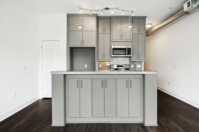 Building Photo - 1011 Studemont St