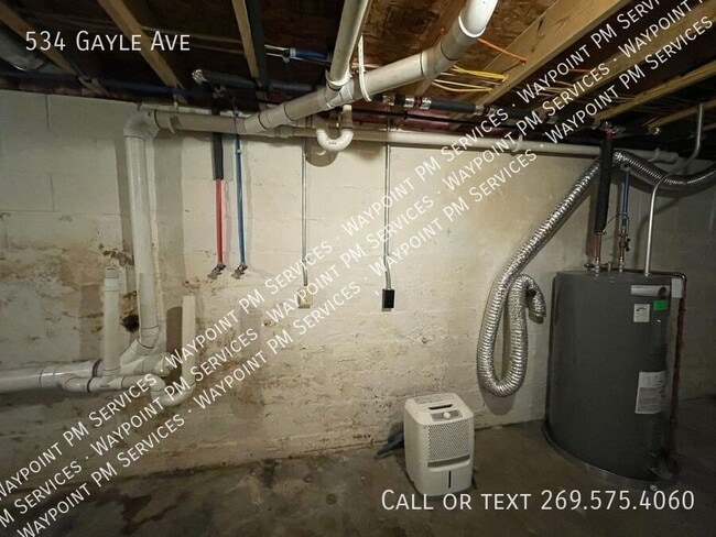 Building Photo - 534 Gayle Ave