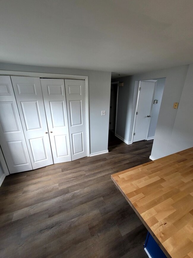 Building Photo - 3 bedroom home on cul-de-sac