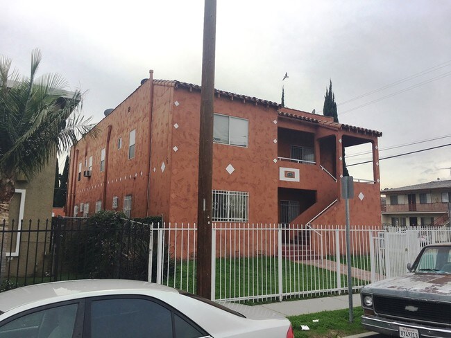 Building Photo - 1152 W 88th St