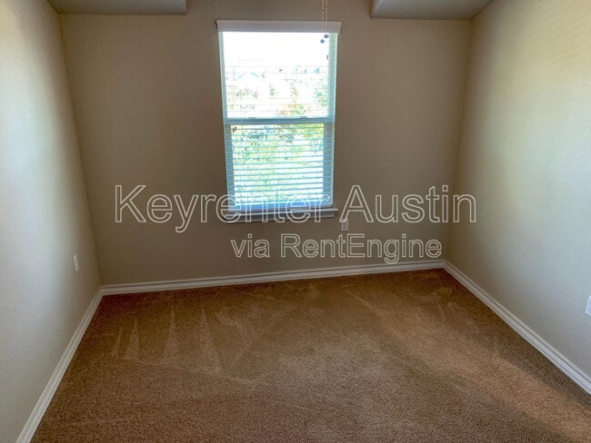 Building Photo - 1704 Los Olivios Wy