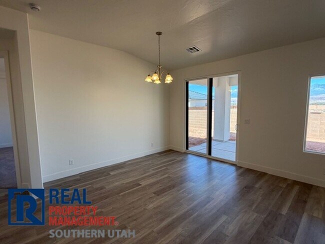 Building Photo - Brand New Home near Sand Hollow