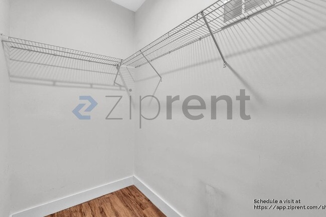 Building Photo - 3002 N Highland Ave