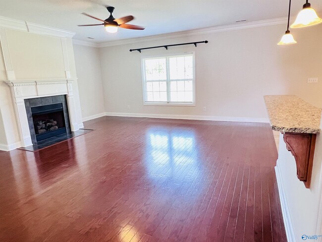 Building Photo - 104 Woodvale Dr