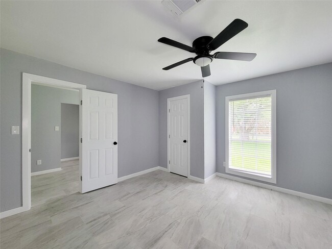 Building Photo - 5103 Karu Dr