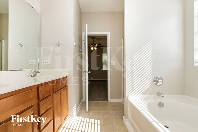 Building Photo - 13543 Aldenbrook Dr