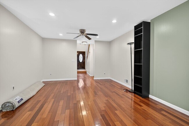 Building Photo - 34 Jeffrey Cir