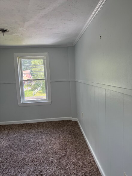 Building Photo - 261 South St