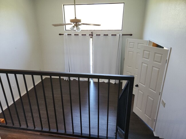 Building Photo - Live in The Pines ~ 2 Bed / 2 Bath for Lease