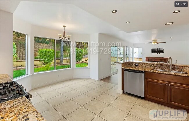 Building Photo - Spacious 4-Bedroom, 3-Bath Home Just Minut...