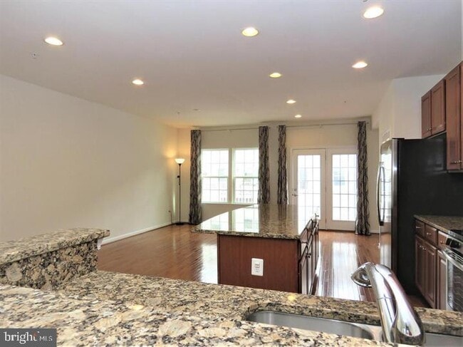 Building Photo - 22341 Honey Hill Ln