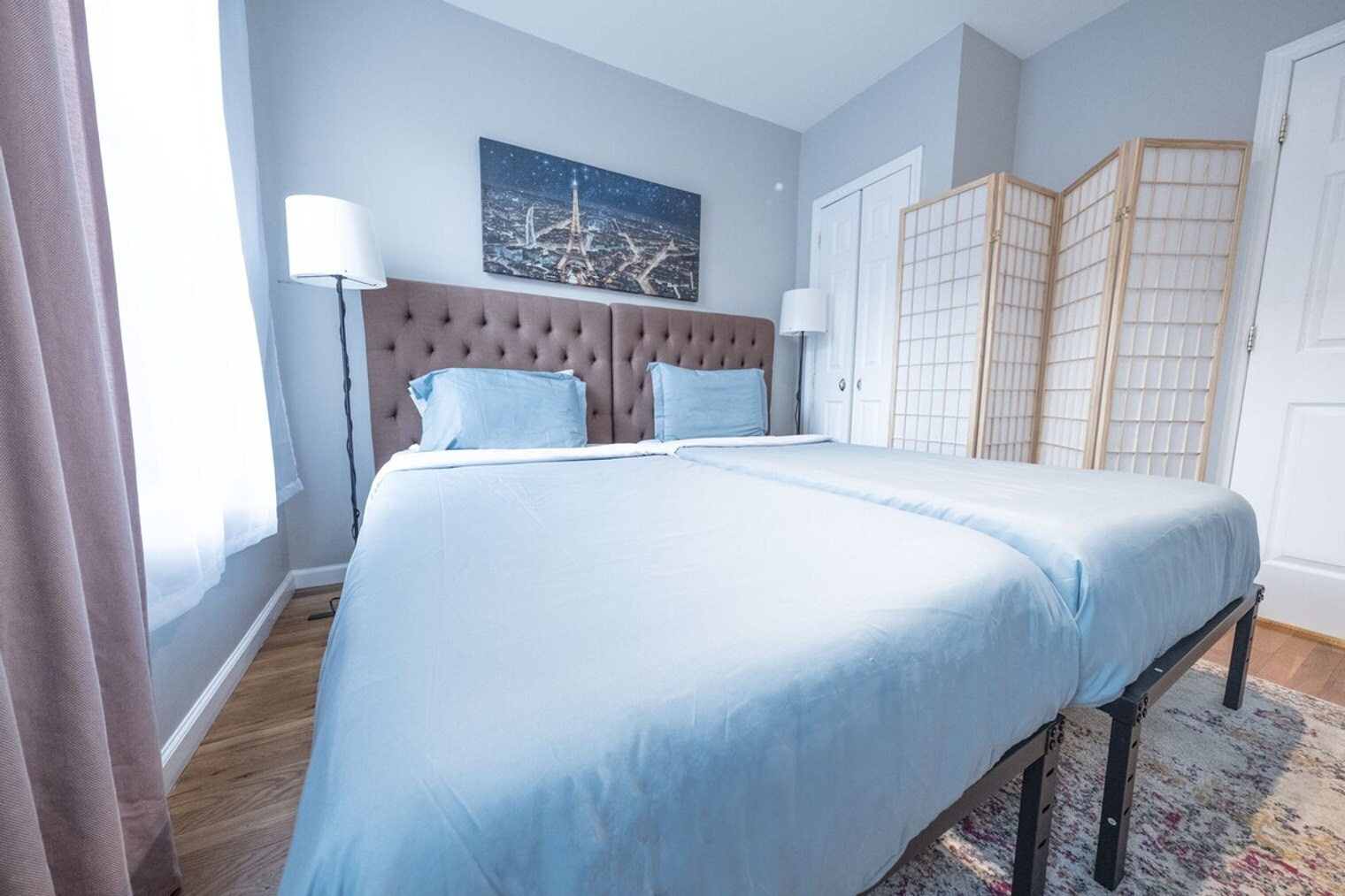 Building Photo - 305 E 104th St