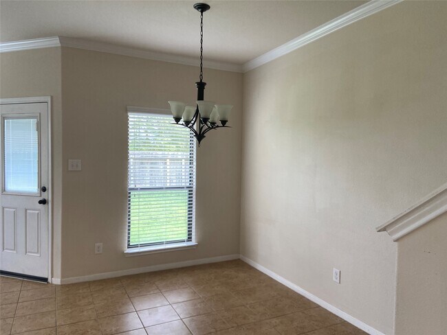 Building Photo - 16003 Thornbill Ln