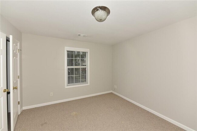 Building Photo - 3546 Spring View Ct