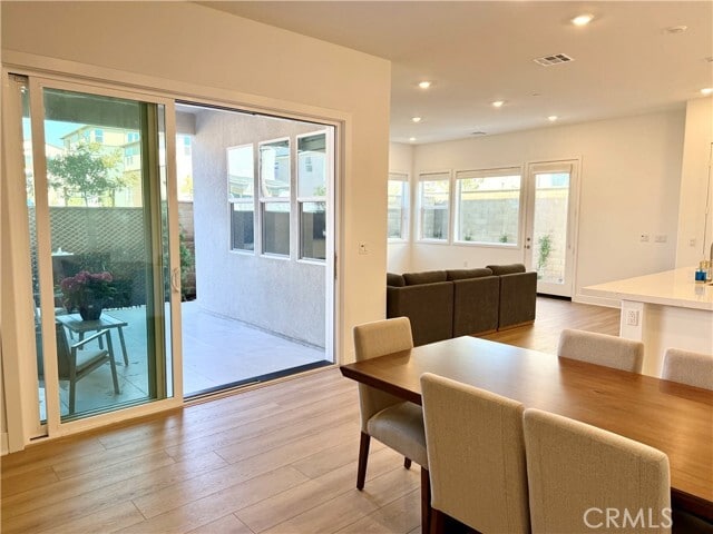 Building Photo - 620 Grizzly