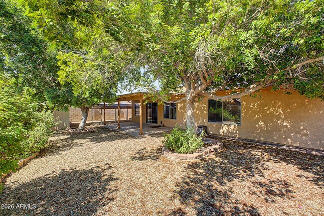 Building Photo - 16148 N 157th Dr