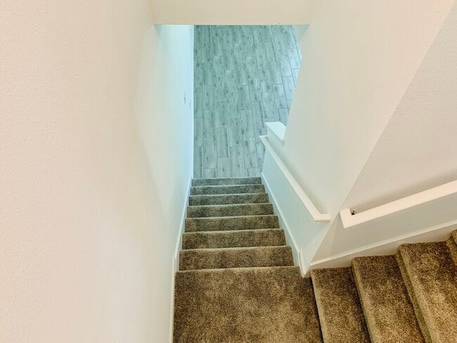 Building Photo - 843 Grant St