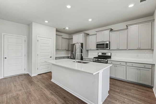 Building Photo - 219 Cypress Preserve Blvd