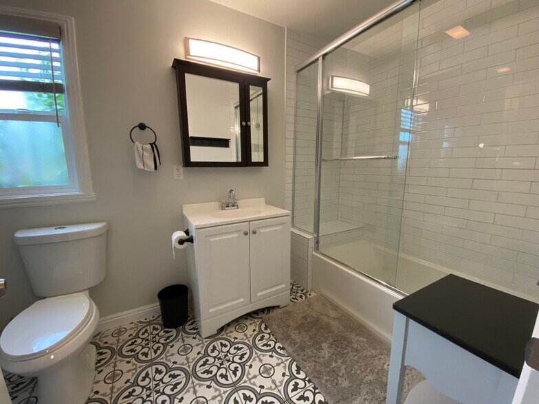 Master Bathroom - 822 W 110th St