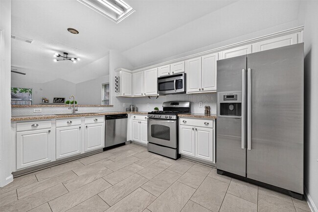 Building Photo - 3118 Aylesworth Ct